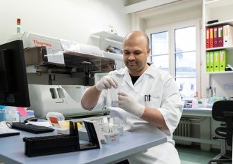 Einsatz Mitarbeit Biomedizinische Diagnostik Analytica Zürich